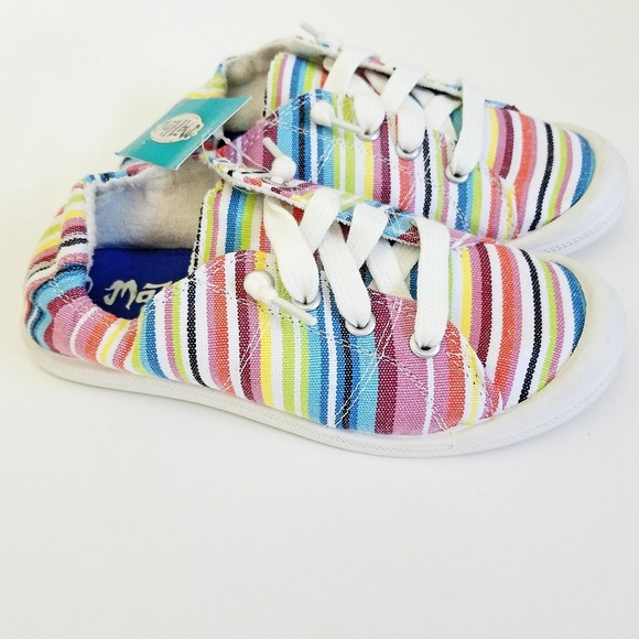 SOLD-Mad Paw size 2 Striped canvas sneakers - Picture 3 of 4